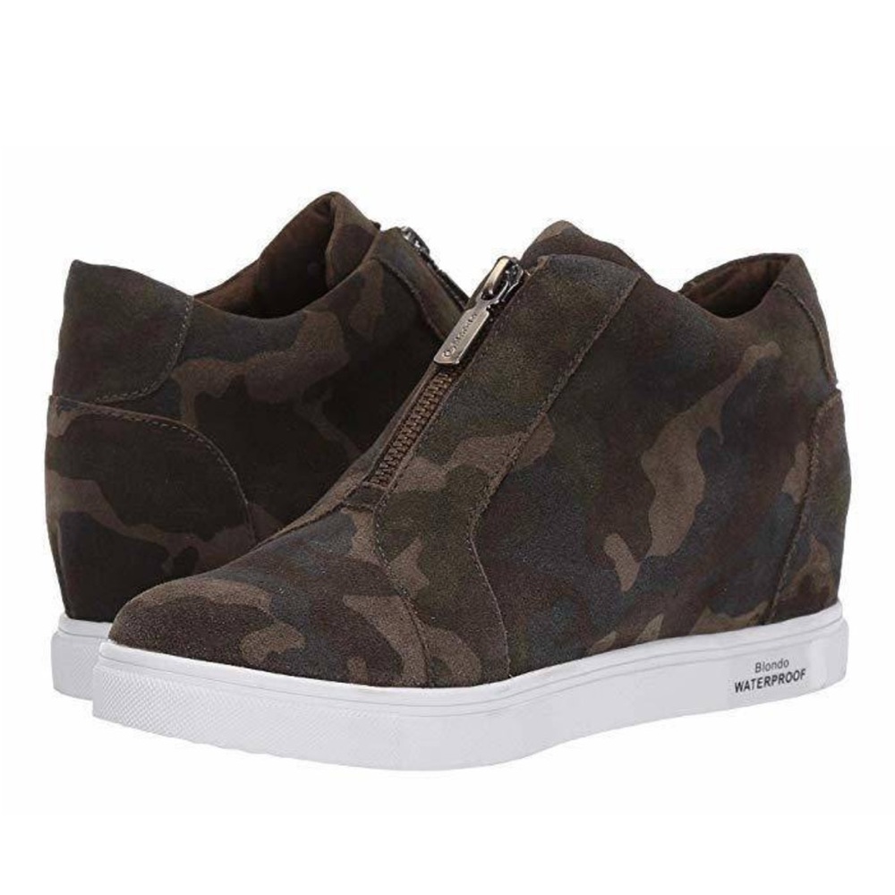 Blondo. Glenda Camo Wedge Sneaker. Size 8. New with box.